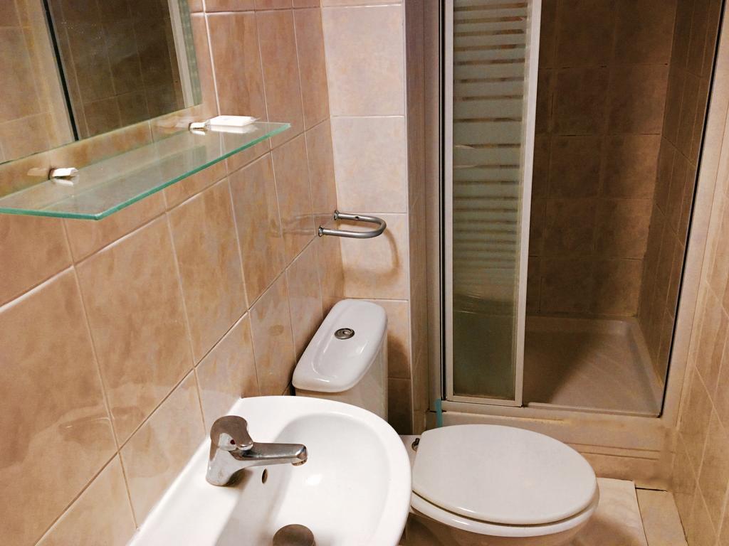 Hotel Du Centre Париж Экстерьер фото